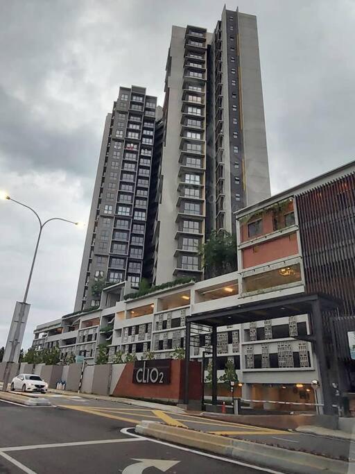 The Clio 2 Residences, Beside Ioi City Mall, Opposite Hospital Serdang, Beside Uniteen And Upm, Putrajaya Bagian luar foto
