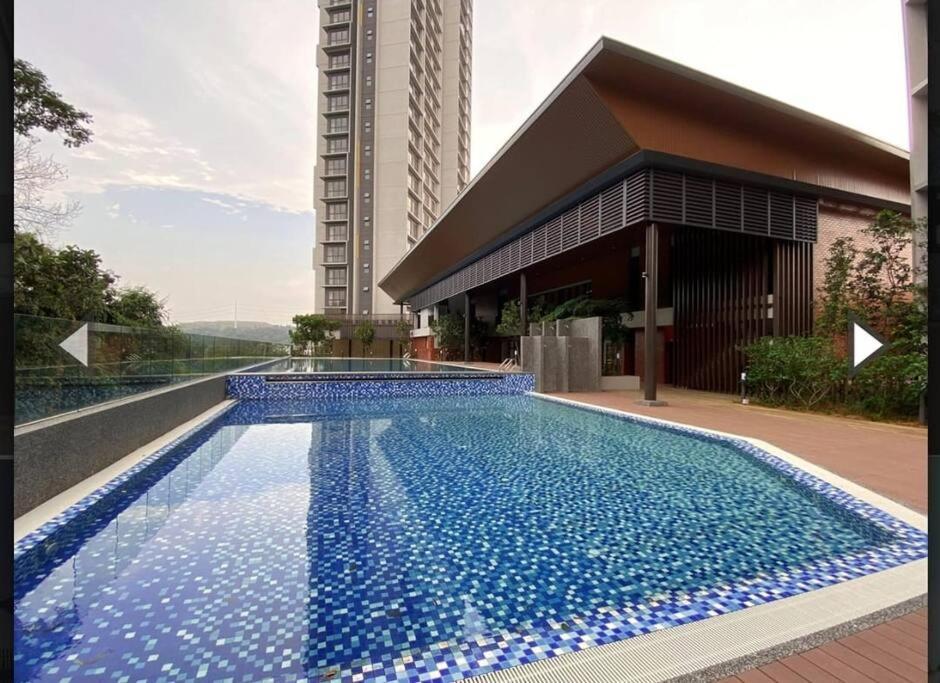 The Clio 2 Residences, Beside Ioi City Mall, Opposite Hospital Serdang, Beside Uniteen And Upm, Putrajaya Bagian luar foto